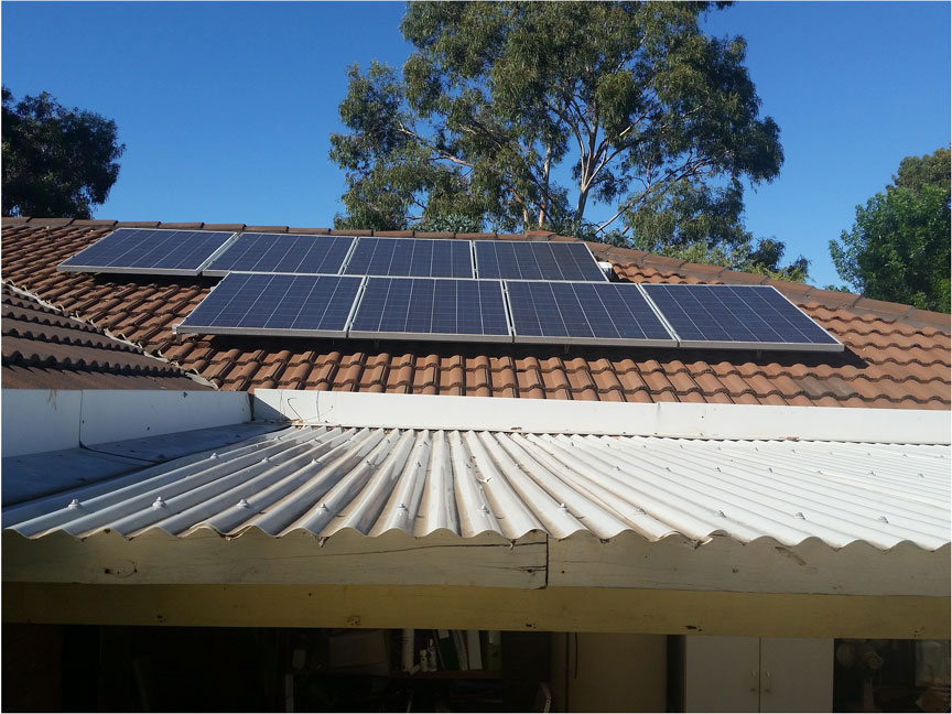Solar-Panel auf einem Hausdach
